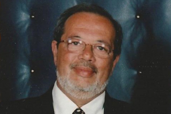 In memory of Sílvio Oliveira